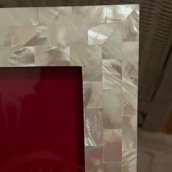 9x12 Capiz Shell Inlay Frame - Picture 4 of 4